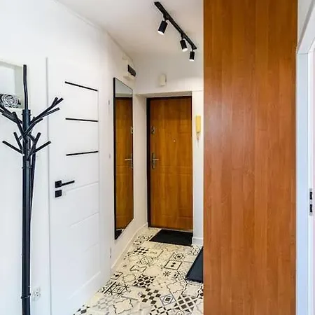 Górnik W Wałbrzychu 40m, Kuchnia, Klima, Wifi, Parking Apartament