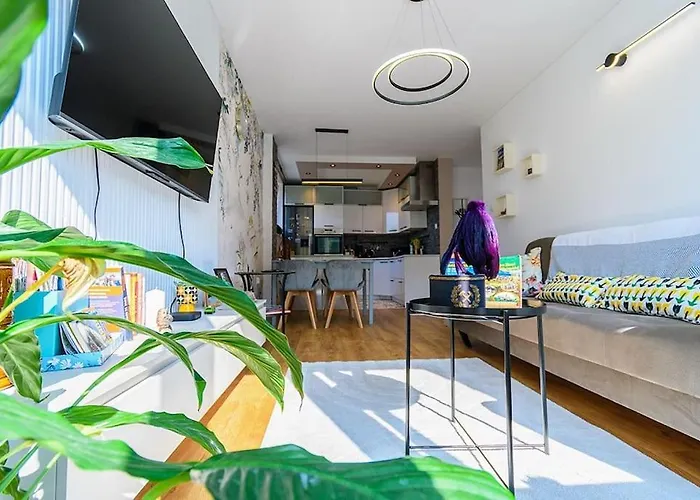 Gornik W Walbrzychu 40m, Kuchnia, Klima, Wifi, Parking * Валбжих